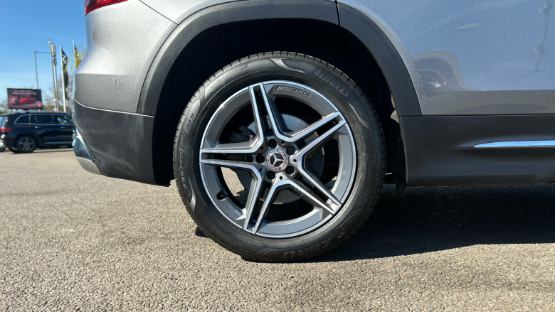 Mercedes-Benz GLB 220d 4Matic AMG Line Premium 5dr 8G-Tronic Diesel Estate